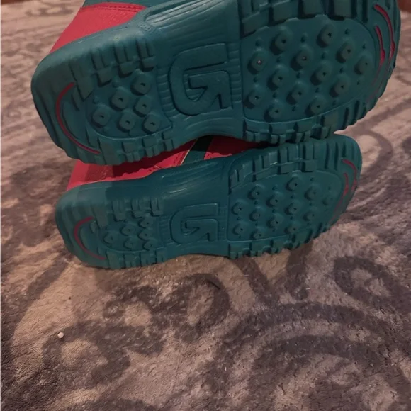 Burton Snowboard & Boots - Picture 12 of 12